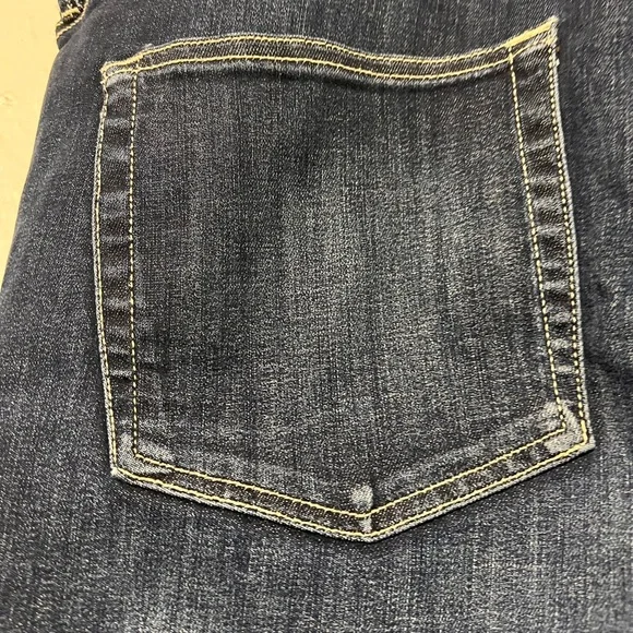 Maurice’s Floral Detail Crop Jeans EUC Size 22 - Picture 7 of 7